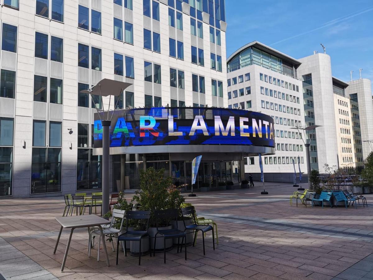 Design Europarlament Apartment With Private Terrace Bruselas Exterior foto